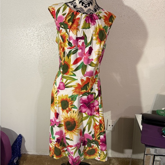 Multiple Dresses - Picture 3 of 5